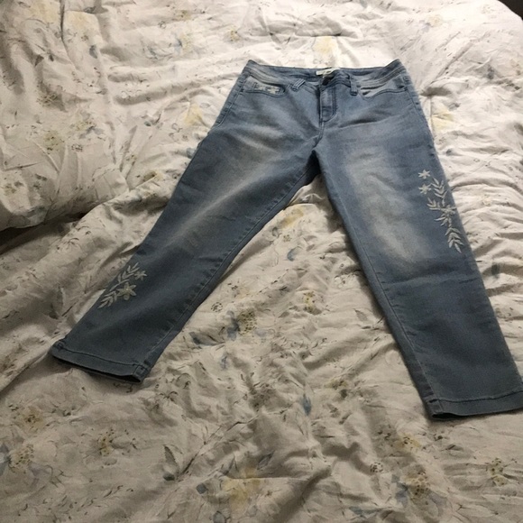 Skinny light wash jeans - Picture 4 of 4